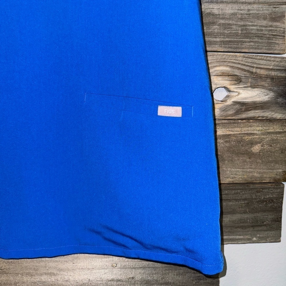 Women’s FIGS, Casma Three Pocket Top, XL, LIMITED EDITION COLOR - WINNIN… - Picture 3 of 5